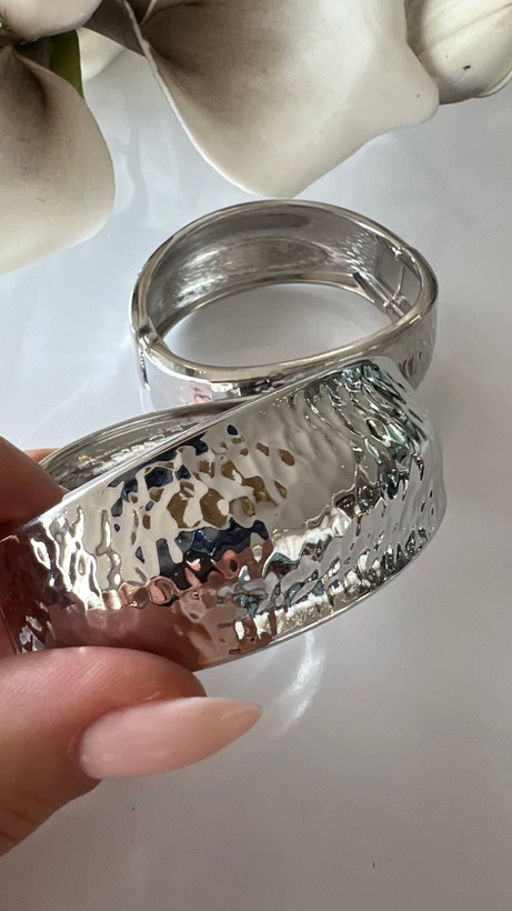 ابکاری طلا ۱۸ عیار - بنگل النگویی چکشی نقره ای